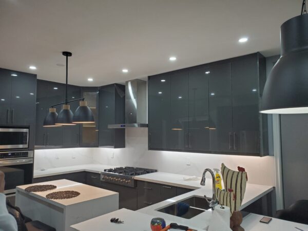 Kitchen Cabinets installation in oakville